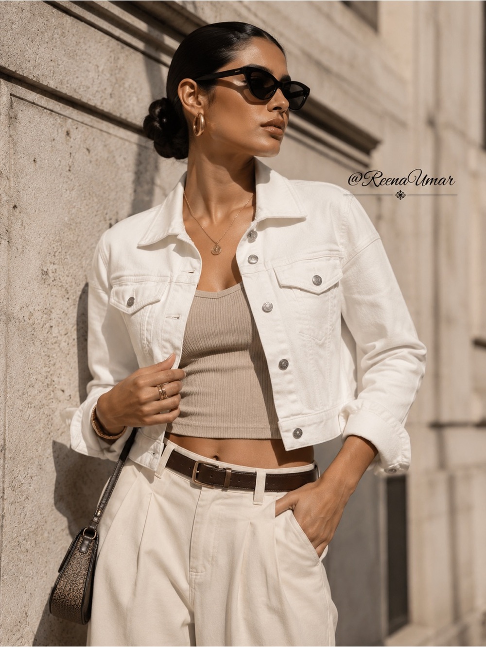 GAP White Cropped Denim Jacket – Size XS